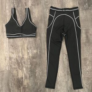 Alo Black Yoga Set (Bra + Leggings)